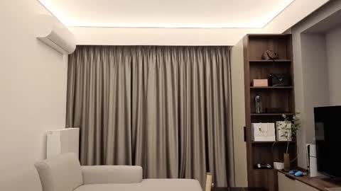 Iris online show from 12.18.25