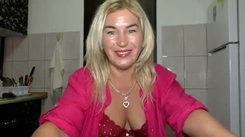 Snapshot of diana583578 chatting on 12.04.24 diana583578 online show from 12.04.24