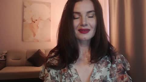 Diana DeLua online show from 09.15.25