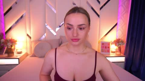 Snapshot of diana_nova chatting on 05.16.26 diana_nova online show from 05.16.26