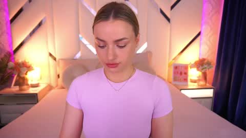 Snapshot of diana_nova chatting on 05.17.26 diana_nova online show from 05.17.26
