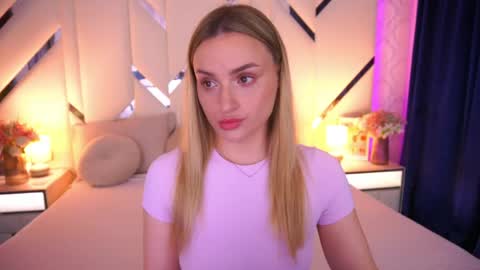 Snapshot of diana_nova chatting on 05.22.26 diana_nova online show from 05.22.26