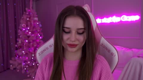 Snapshot of dianabecker chatting on 12.20.24 Diana online show from 12.20.24