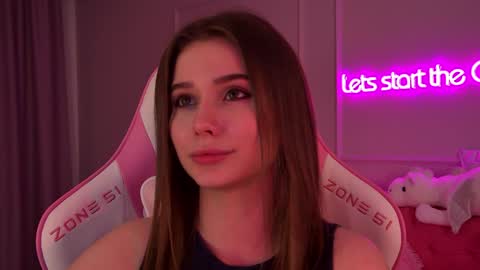 Snapshot of dianabecker chatting on 02.06.25 Diana online show from 02.06.25