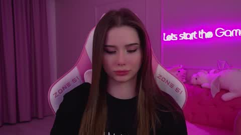 Snapshot of dianabecker chatting on 03.10.25 Diana online show from 03.10.25