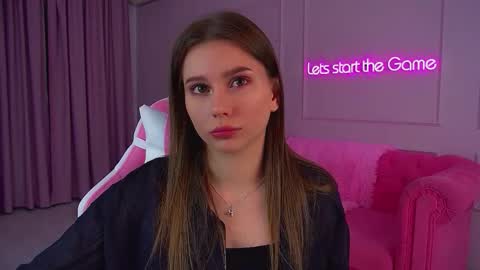 Snapshot of dianabecker chatting on 09.14.25 Diana online show from 09.14.25