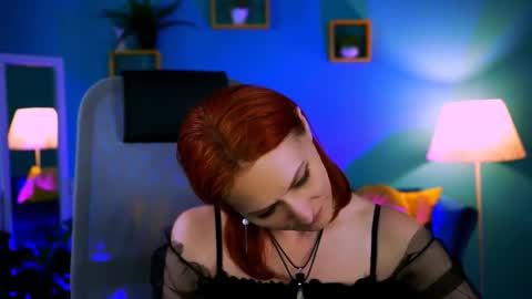 Snapshot of dianatorrens chatting on 02.25.26 dianatorrens online show from 02.25.26