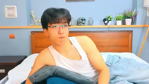 Snapshot of dianinav chatting on 02.08.26 Adam online show from 02.08.26