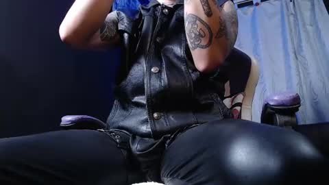 DICAPRIO online show from 06.17.26
