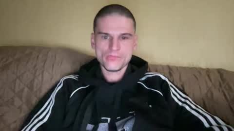 Snapshot of dickabitchdown chatting on 11.27.25 DickABitchDown Alexys real spanishmami online show from 11.27.25