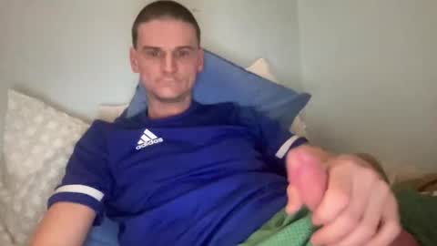 Snapshot of dickabitchdown chatting on 02.17.26 DickABitchDown Alexys real spanishmami online show from 02.17.26