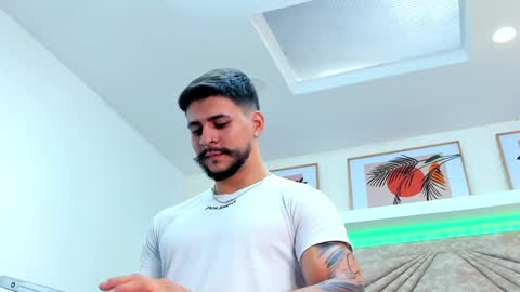 Snapshot of dickgriffith chatting on 02.06.25 Dick Griffith online show from 02.06.25