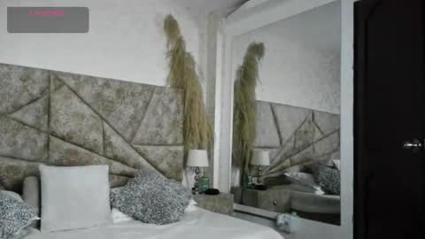 Snapshot of dickgriffith chatting on 10.21.25 Dick Griffith online show from 10.21.25