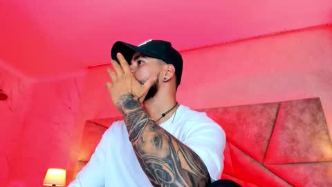 Snapshot of dickgriffith chatting on 02.10.26 Dick Griffith online show from 02.10.26