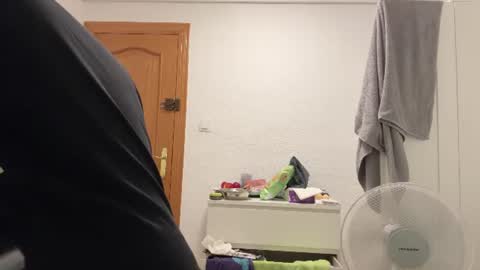 Im Julian  all cum shot videos here    online show from 06.12.26