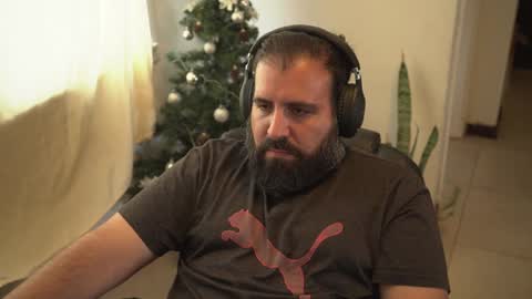 Snapshot of dicristalino chatting on 12.02.24 Cristian Dipolino online show from 12.02.24