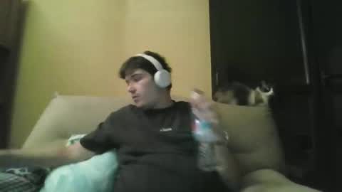 Snapshot of diegovicioso chatting on 11.10.25 diegovicioso online show from 11.10.25