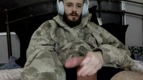 Snapshot of digbicknik chatting on 02.20.25 digbicknik online show from 02.20.25