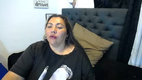Snapshot of dihayara chatting on 06.27.26 Mariana online show from 06.27.26
