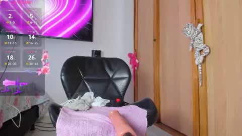 diiana_evil online show from 06.13.26