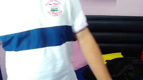 Snapshot of diiego_xxx chatting on 02.21.25 diiego_xxx online show from 02.21.25