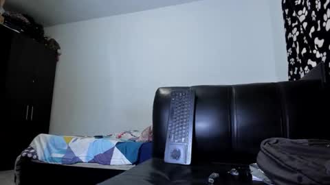 Snapshot of diiego_xxx chatting on 10.18.25 diiego_xxx online show from 10.18.25