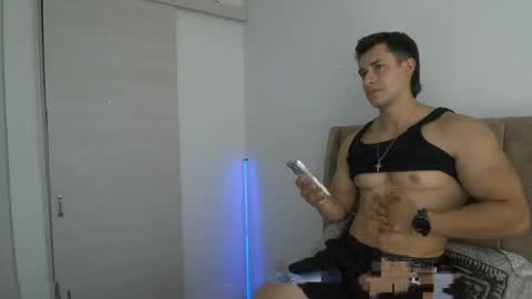 Dilan Coy online show from 04.27.26