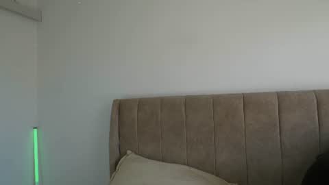 Dilan Coy online show from 06.10.26