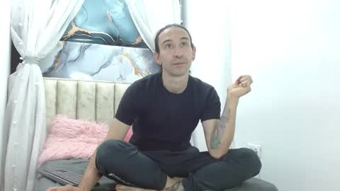 Snapshot of dilan_lust chatting on 02.24.26 Dilan Lust online show from 02.24.26