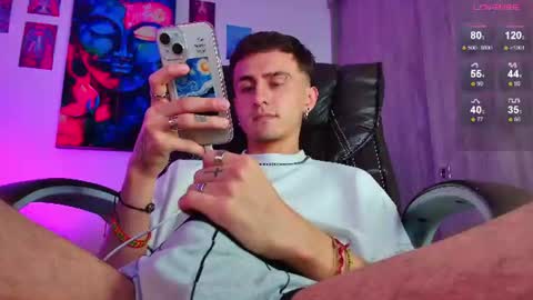 Julian Independent Model online show from 07.14.26