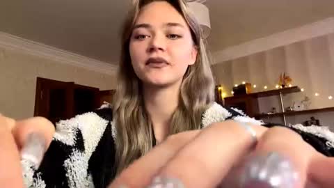 dimplemelchert online show from 08.06.26