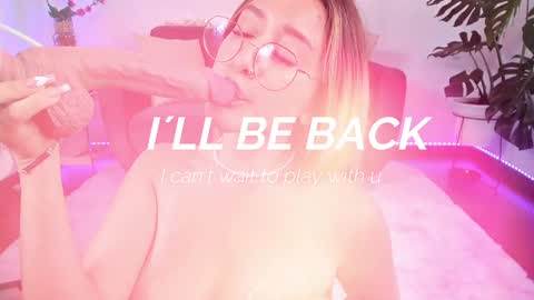 Snapshot of dina_ride chatting on 12.19.24 online show from 12.19.24