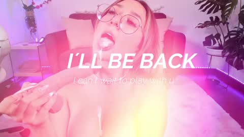 Snapshot of dina_ride chatting on 12.23.24 online show from 12.23.24