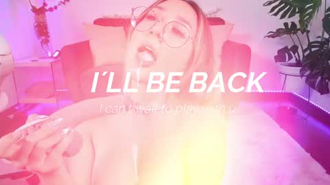 Snapshot of dina_ride chatting on 02.04.25 online show from 02.04.25