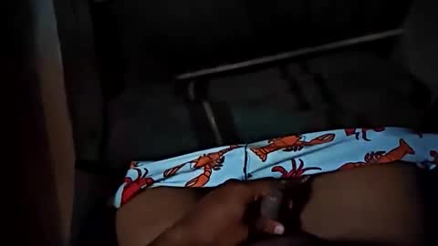 Snapshot of dino_7711 chatting on 10.30.25 dyno online show from 10.30.25