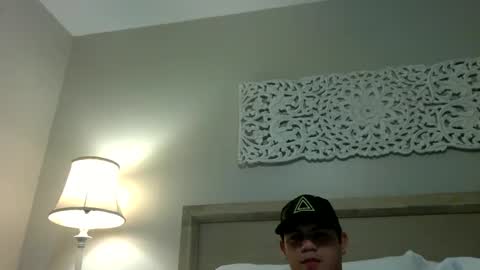 Snapshot of dinolamaravilla1 chatting on 02.04.25 dinolamaravilla1 online show from 02.04.25