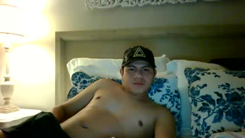 Snapshot of dinolamaravilla1 chatting on 02.04.25 dinolamaravilla1 online show from 02.04.25