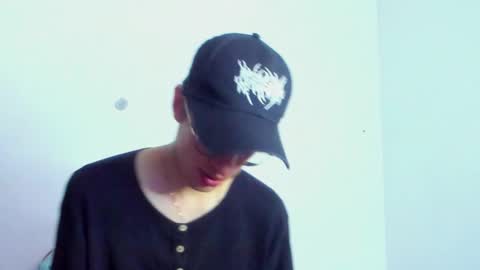 Snapshot of dio_star chatting on 11.19.25 Dio online show from 11.19.25