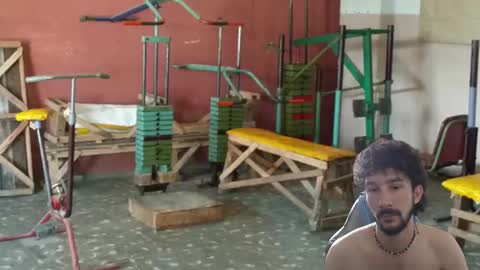 Snapshot of dioni_soe chatting on 03.03.25 Henry online show from 03.03.25