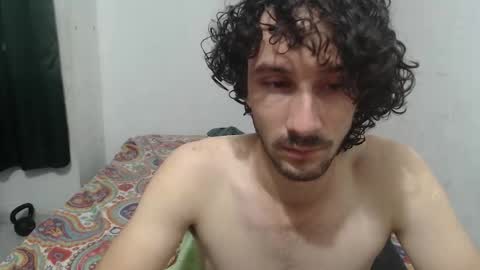 Snapshot of dioni_soe chatting on 10.11.25 Henry online show from 10.11.25