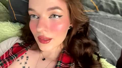 Diora  Sam  online show from 06.05.26