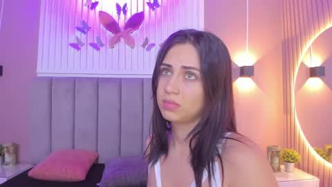 Cristal  online show from 01.25.25