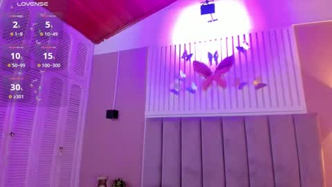 Cristal  online show from 03.04.25