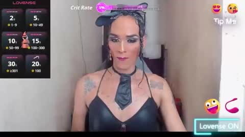 Snapshot of diosa_v_ chatting on 10.13.25 diosa_v_ online show from 10.13.25