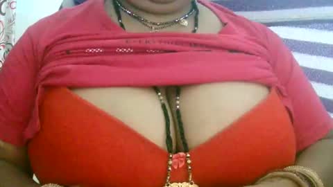 Snapshot of dipa2345 chatting on 10.10.25 dipa2345 online show from 10.10.25