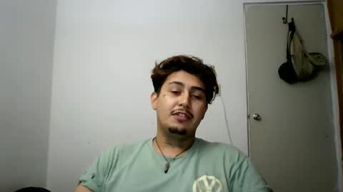 Snapshot of dirtybiboysissy chatting on 01.05.25 Sam online show from 01.05.25