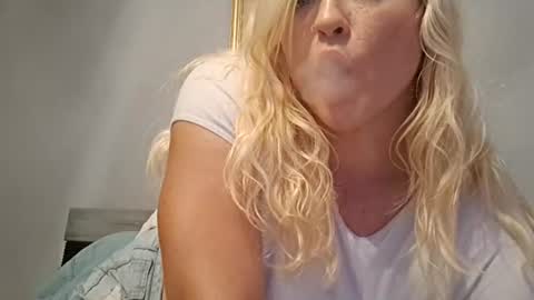 Daisy Wylde online show from 06.29.26