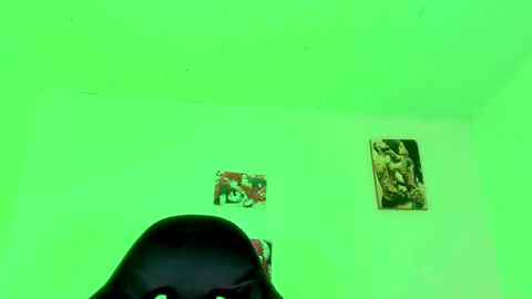 Snapshot of dirtygamesnaomy chatting on 10.01.25 Naomy online show from 10.01.25