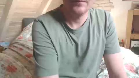Snapshot of dirtynils0489 chatting on 02.01.25 Nils online show from 02.01.25