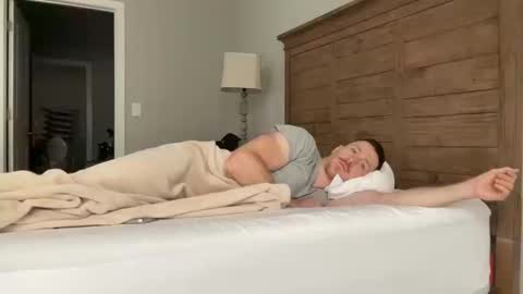 Snapshot of discgolf4life chatting on 10.11.25 JustinDulgeXXX online show from 10.11.25